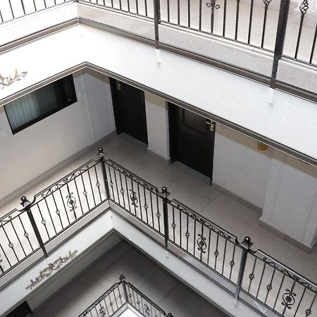 Hoteles Bogota Inn El Lago Country Zona Rosa エクステリア 写真